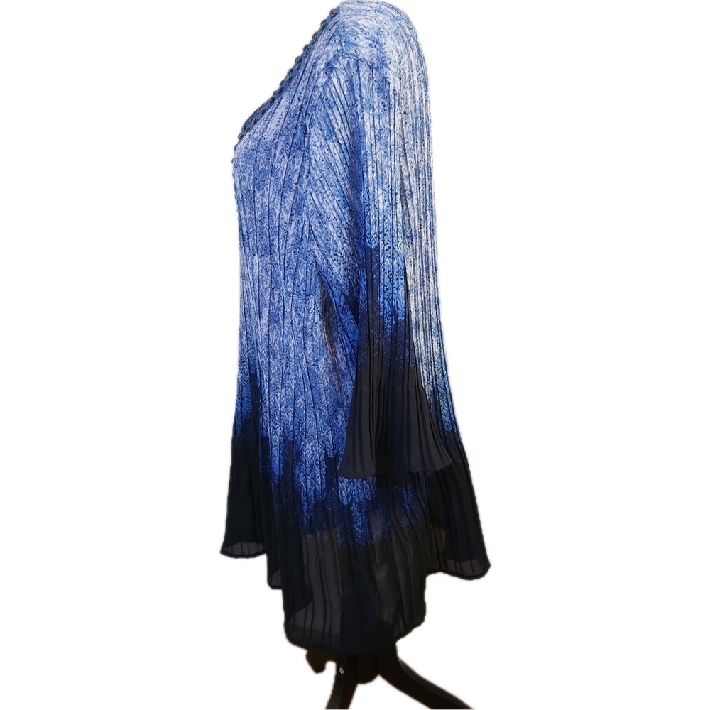 Catherines Womens Accordion Pleat Tunic Size 2X Blue Print Flare Sleeve Boho Top - Picture 2 of 16
